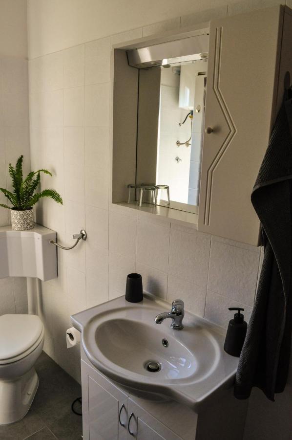 Apartman Anita Buzet Exteriér fotografie